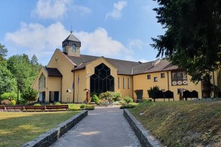 Sanktuarium Matki Bożej Brzemiennej w Matemblewie