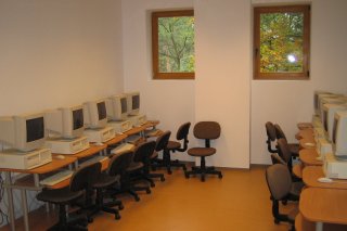 Wyższa Szkoła Przedsiebiorczości i Nauk Społecznych w u