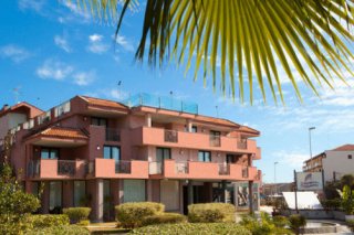 Marina Palace Hotel & Congress Hall