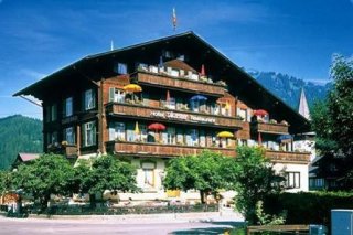 Hotel Saanerhof