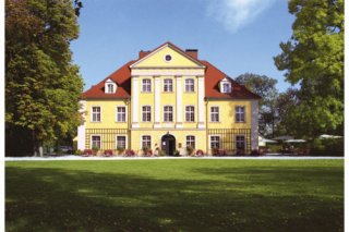Pałac w Łomnicy