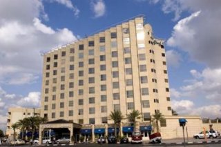Rydges Plaza