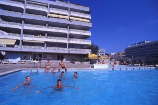Apartamentos Zahara