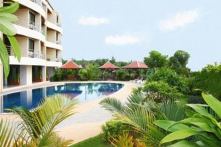 Chaweng Lakeview Condotel