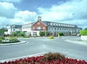 Court Hotel & Leisure Centre