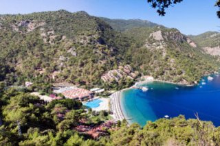 Hillside Beach Club