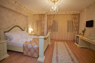 White House Hotel