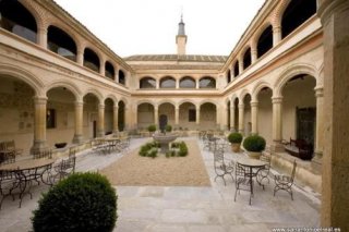 Hotel San Antonio el Real