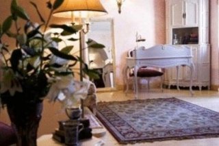 Amaryllis Luxury Guest House