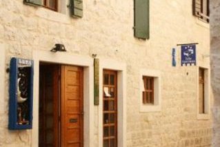House Ivancic