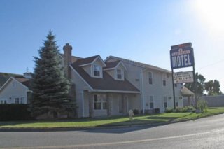 The Ranchland Motel