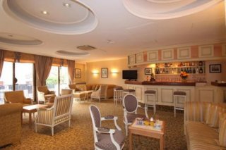Quality Hotel La Défense-Rueil Malmaison