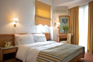 Avra Hotel
