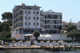 Ozer Hotel
