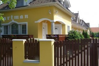 Óvár Apartman Hotel