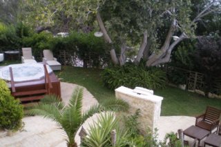 Marom Hotel