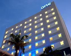 Hotel One Acapulco Costera