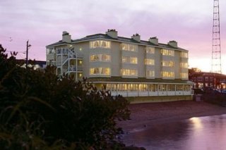 Spindrift Inn