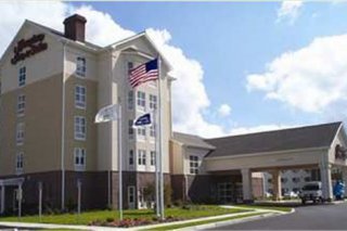 Hampton Inn & Suites Providence Airport
