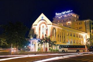 Festival  Hotel