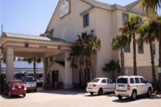 Kuinta Inn & Suites