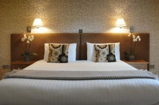 Boat Hotel