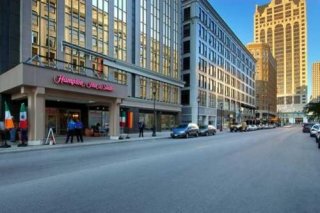 Hampton Inn & Suites  Downtown