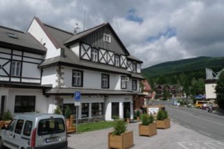 Hotel Lomnice