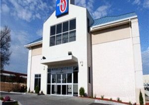 Motel 6  Missouri