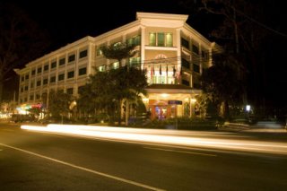 Angkor Holiday Hotel