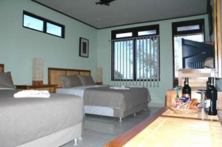 Padang Bai Beach Bungalows Resort