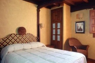 Apartamentos Rurales La Almenara
