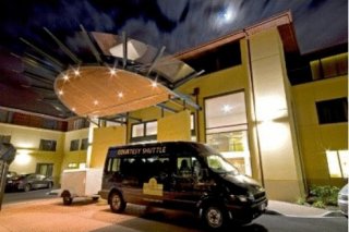 Ventura Inn & Suites Airport