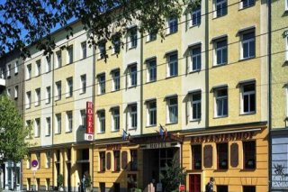 Hotel Pension Kastanienhof