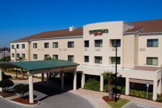 Courtyard by Marriott Orlando-