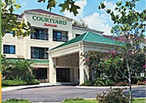 Courtyard by Marriott  Woodland Hills