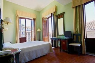 Hotel Plaza Nueva