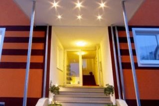 EB Hotel Garni