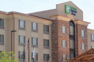 Holiday Inn Express  Airport
