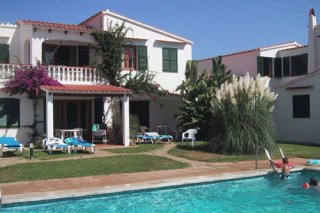 Apartamentos Arenal Playa