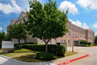 Hawthorn Suites