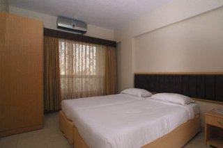 Landmark Suites