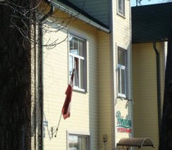 Sunny Side Apartments