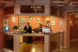 Hotel Du Luxembourg Et Restaurant Les 4 Saisons