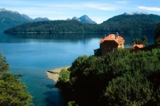 Correntoso Lake & River Hotel