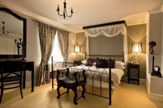Stanwell House Hotel