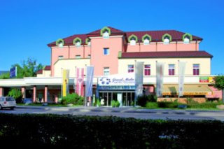 Grand Media Congress Hotel