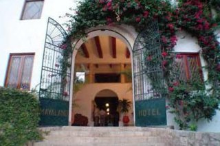 Mayaland Hotel & Bungalows