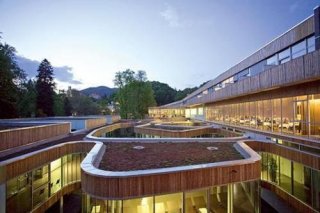 life medicine Resort
