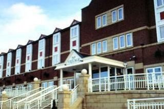 Village Hotel & Leisure Club